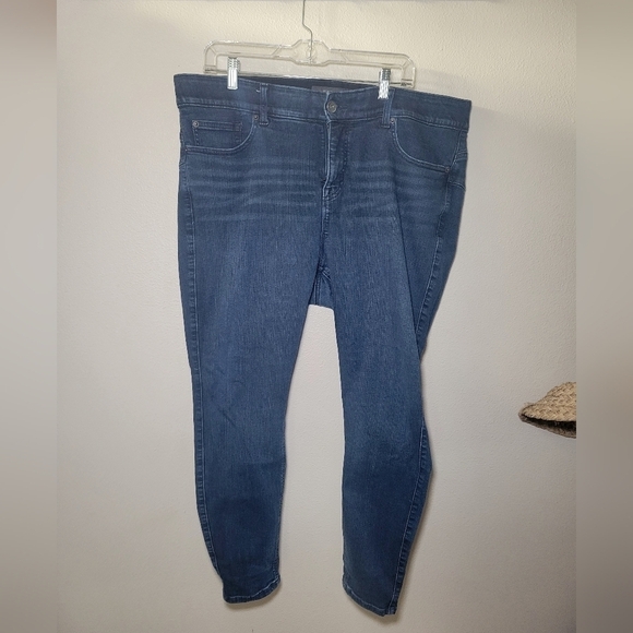 torrid Denim - TORRID BOMSHELL SKINNY  SIZE 20 SHORT DARK DENIM
